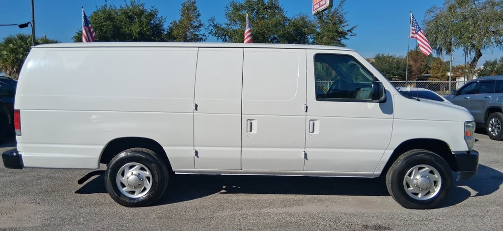 2014 Ford Econoline Image 5