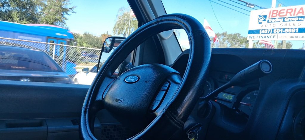 2014 Ford Econoline Image 8