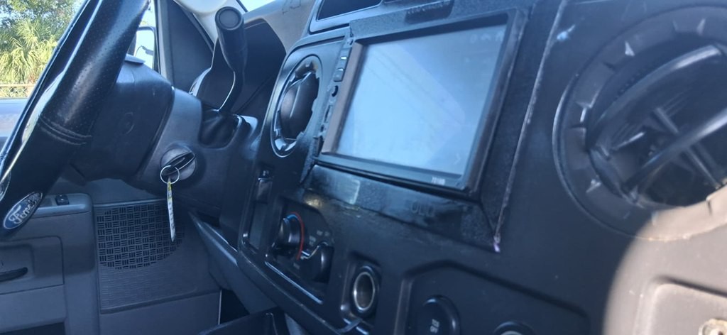 2014 Ford Econoline Image 9