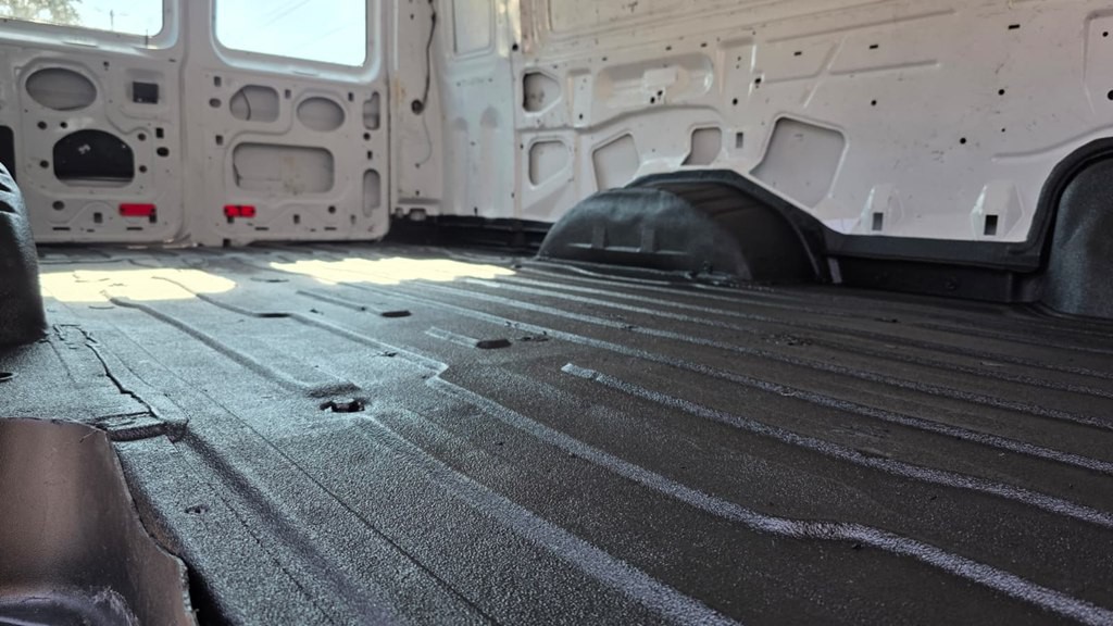 2014 Ford Econoline Image 12