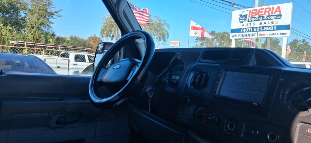 2014 Ford Econoline Image 15