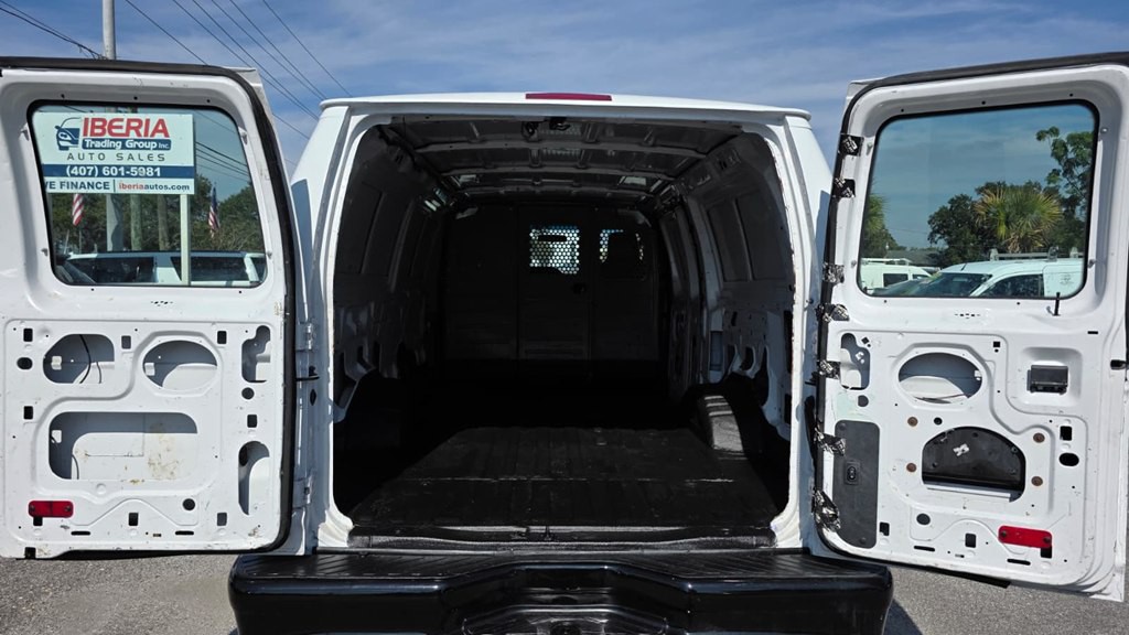 2014 Ford Econoline Image 30