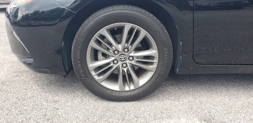 2016 Toyota Camry Image 4