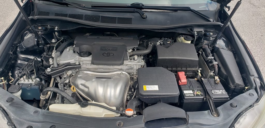 2016 Toyota Camry Image 39
