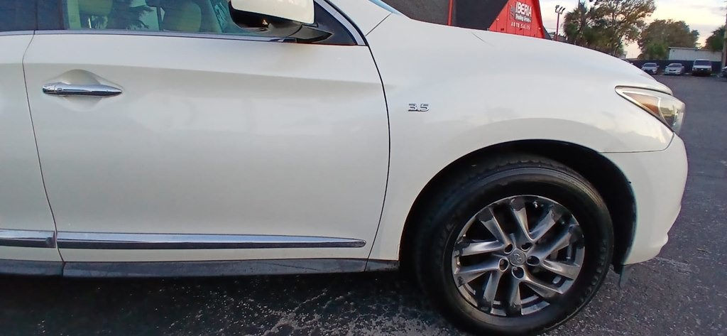 2015 INFINITI QX60 Image 11
