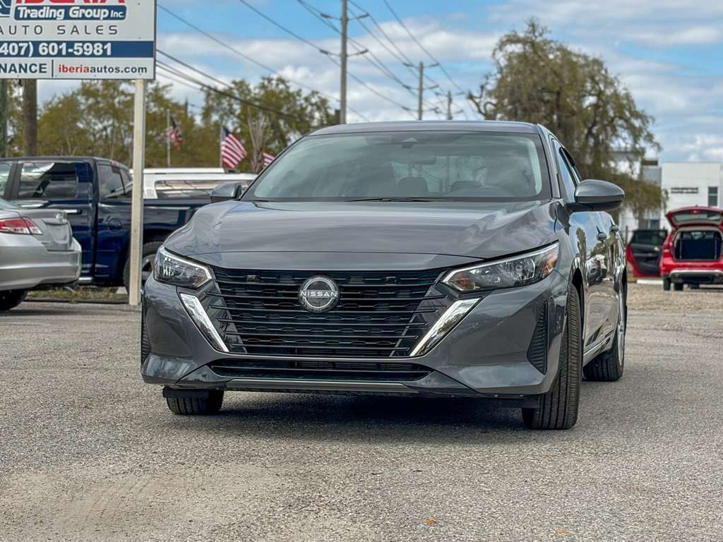 2025 Nissan Sentra Image 2