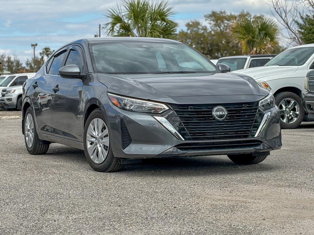 2025 Nissan Sentra Image 3