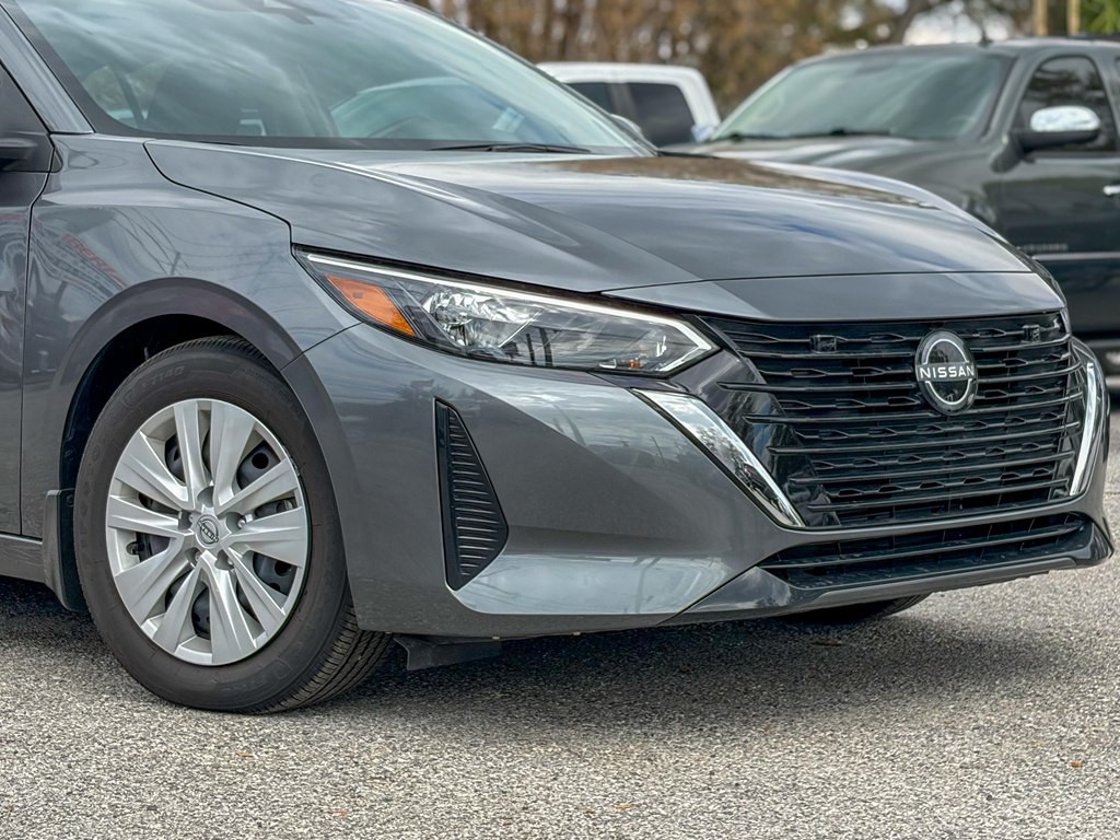 2025 Nissan Sentra Image 4