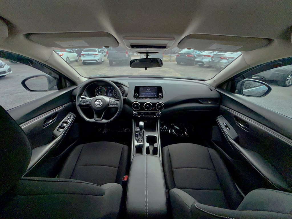 2025 Nissan Sentra Image 16