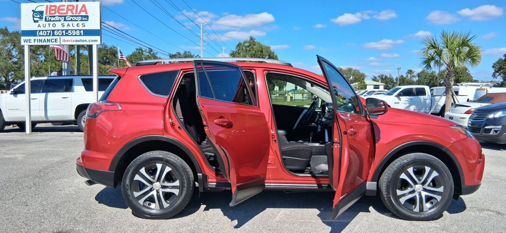2017 Toyota Rav4 Image 6