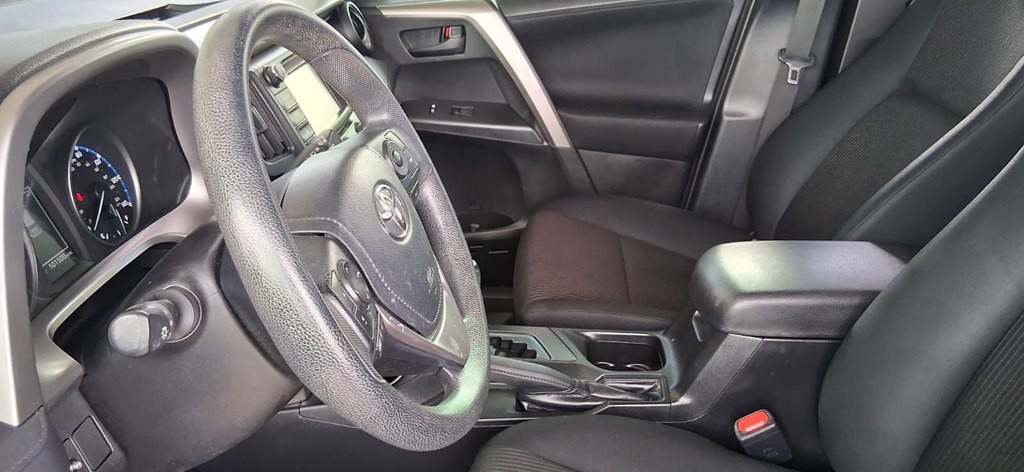 2017 Toyota Rav4 Image 12