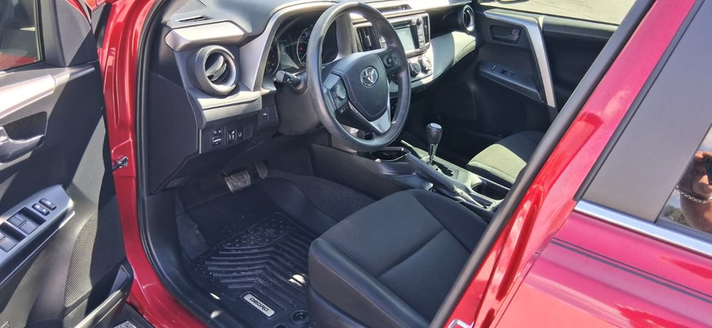 2017 Toyota Rav4 Image 19