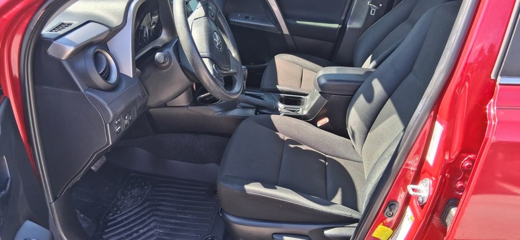 2017 Toyota Rav4 Image 21