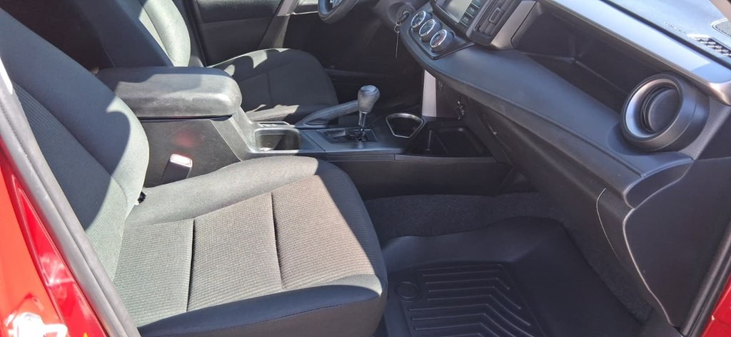 2017 Toyota Rav4 Image 26