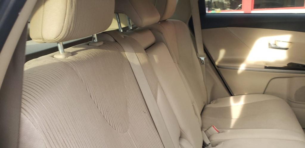 2011 Toyota Venza Image 22