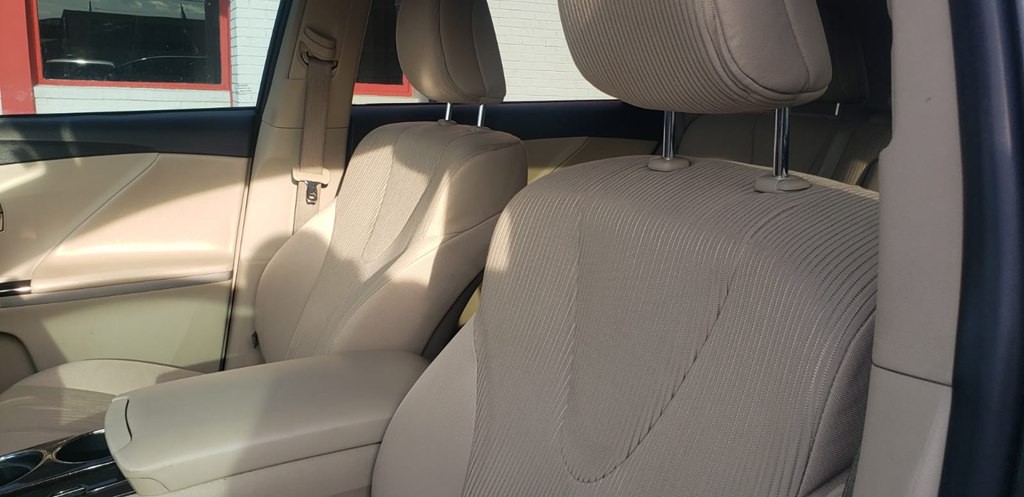 2011 Toyota Venza Image 31