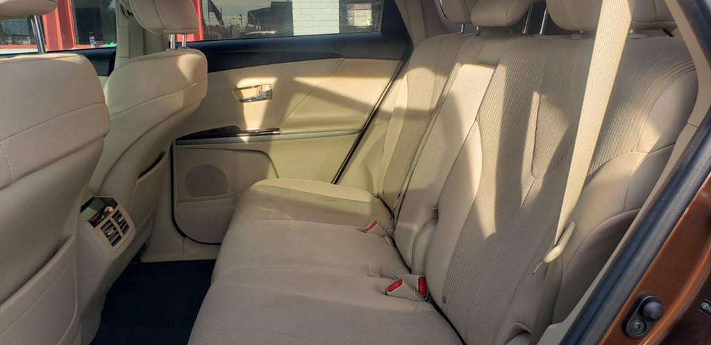 2011 Toyota Venza Image 34