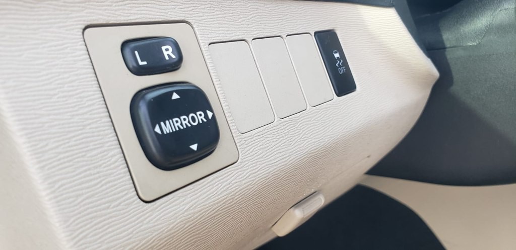 2011 Toyota Venza Image 42