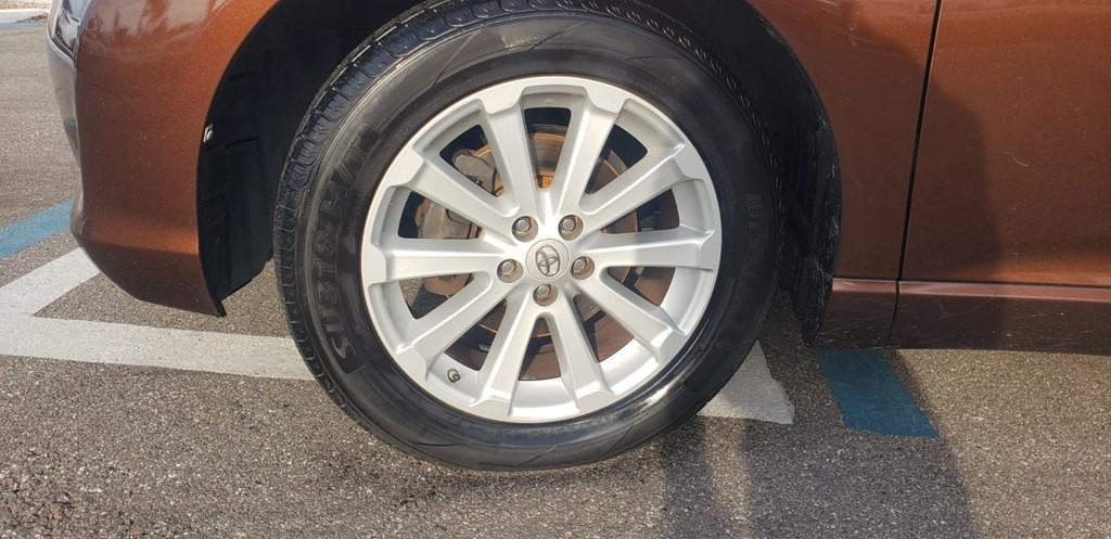 2011 Toyota Venza Image 43