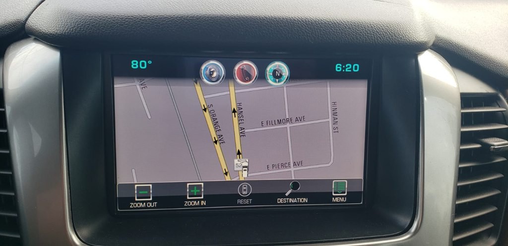 2015 Chevrolet Suburban Image 13