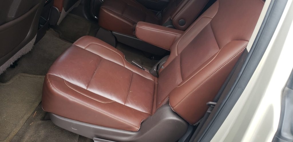 2015 Chevrolet Suburban Image 24