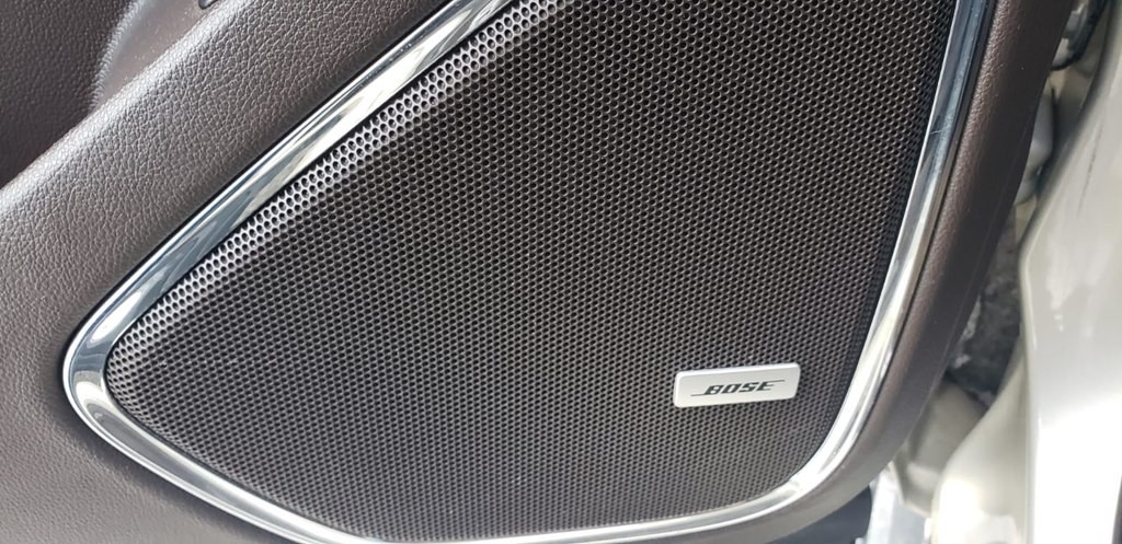 2015 Chevrolet Suburban Image 29