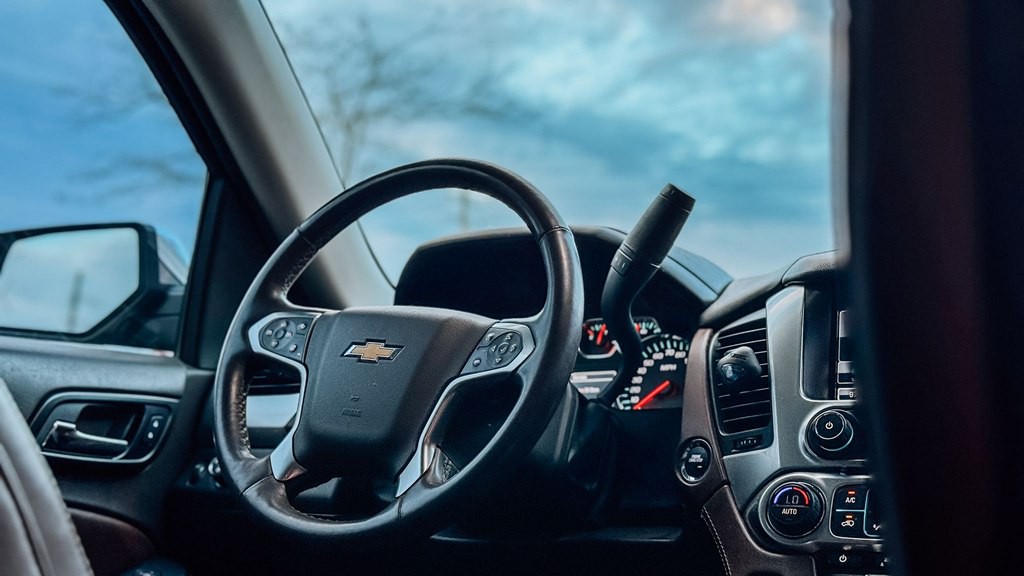 2015 Chevrolet Suburban Image 13