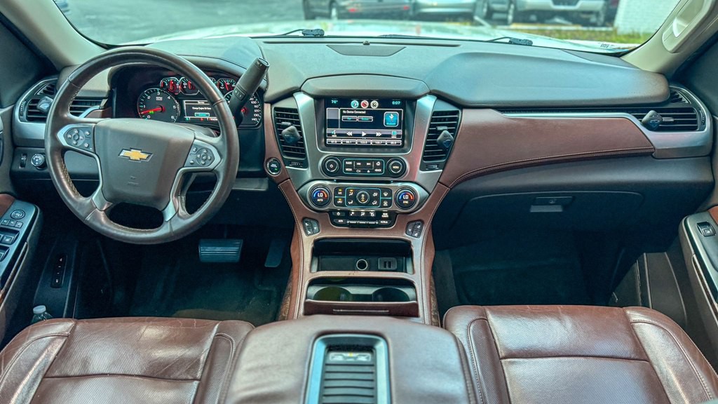 2015 Chevrolet Suburban Image 15