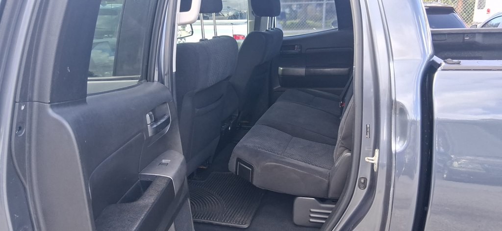 2010 Toyota Tundra Image 16