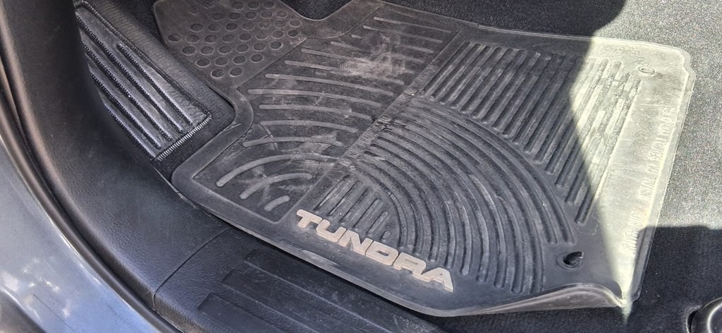 2010 Toyota Tundra Image 21