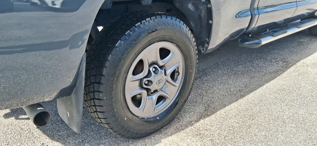 2010 Toyota Tundra Image 25