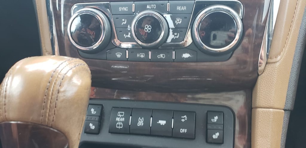 2016 Buick Enclave Image 11