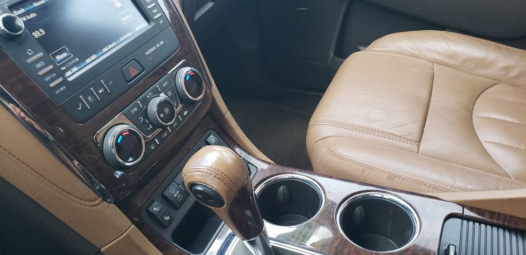 2016 Buick Enclave Image 13