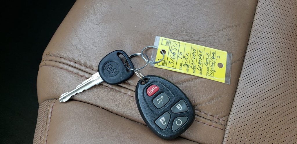 2016 Buick Enclave Image 14