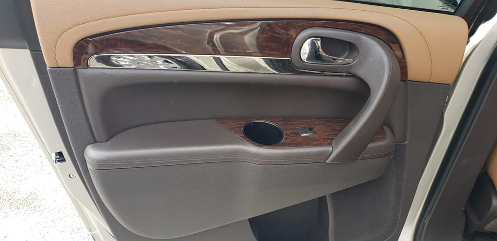 2016 Buick Enclave Image 25