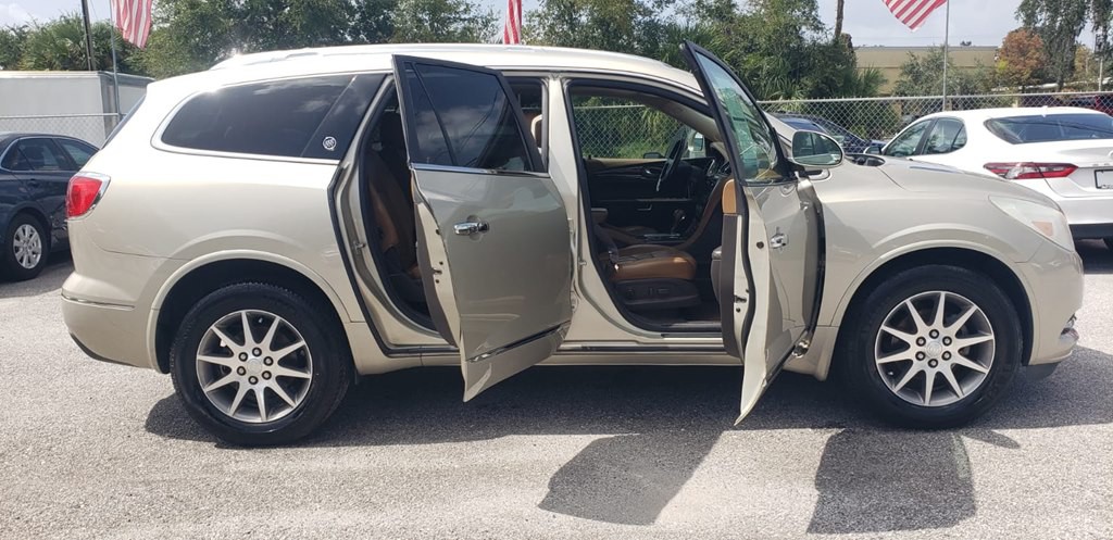 2016 Buick Enclave Image 8