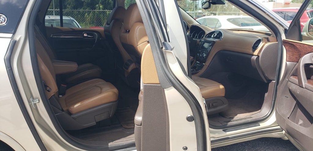 2016 Buick Enclave Image 10