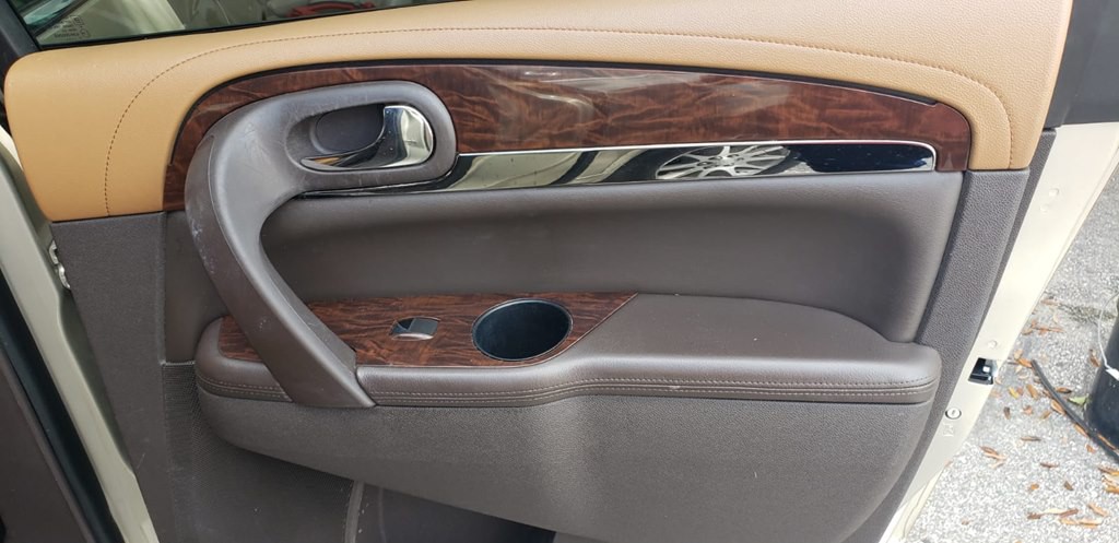 2016 Buick Enclave Image 28