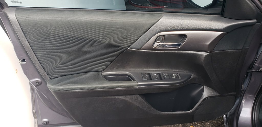 2014 Honda Accord Image 18