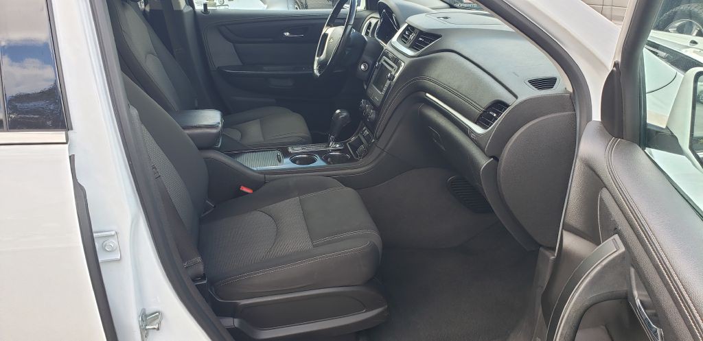 2016 Chevrolet Traverse Image 13