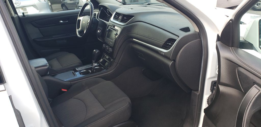 2016 Chevrolet Traverse Image 14