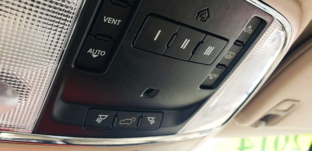 2014 Jeep Grand Cherokee Image 29