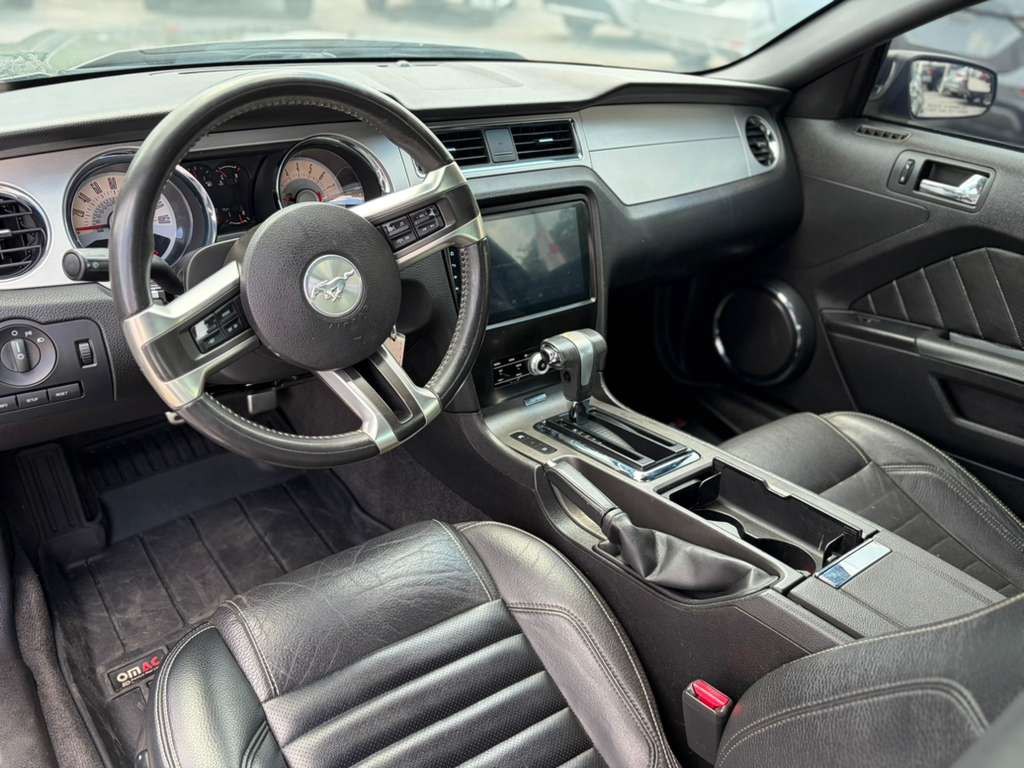 2011 Ford Mustang Image 5