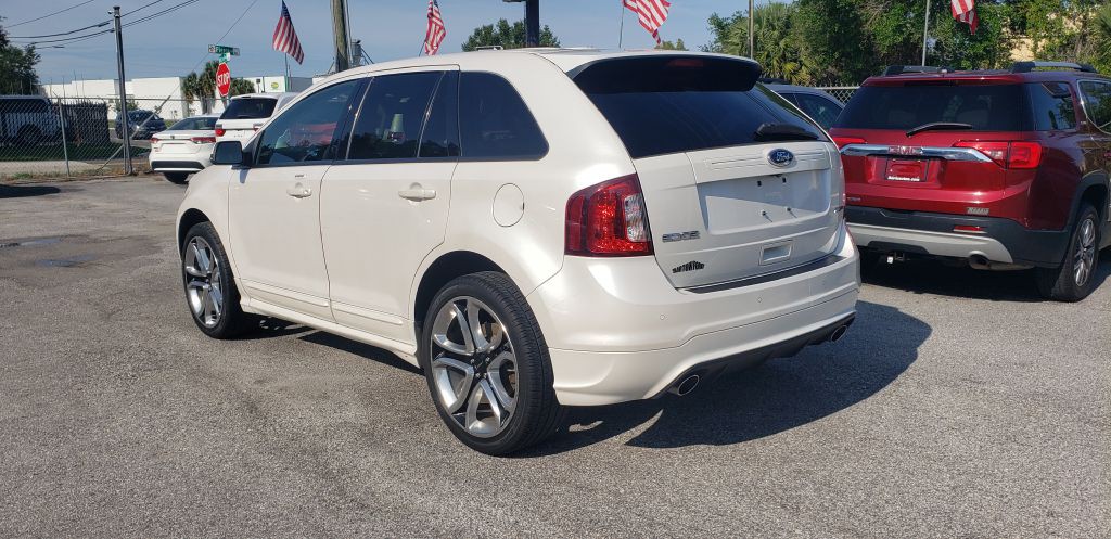 2014 Ford Edge Image 8