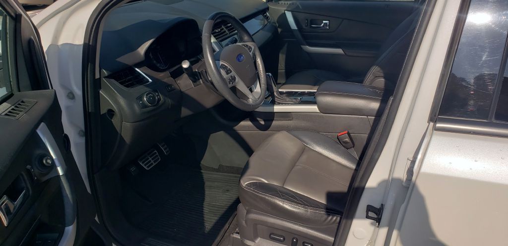 2014 Ford Edge Image 13