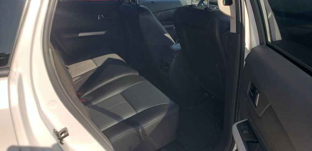 2014 Ford Edge Image 20