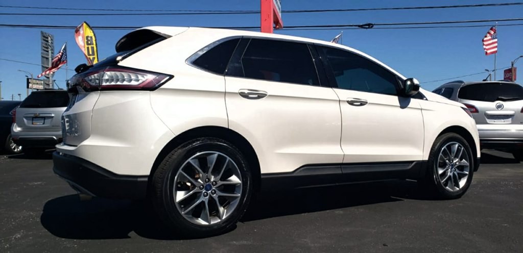 2015 Ford Edge Image 14