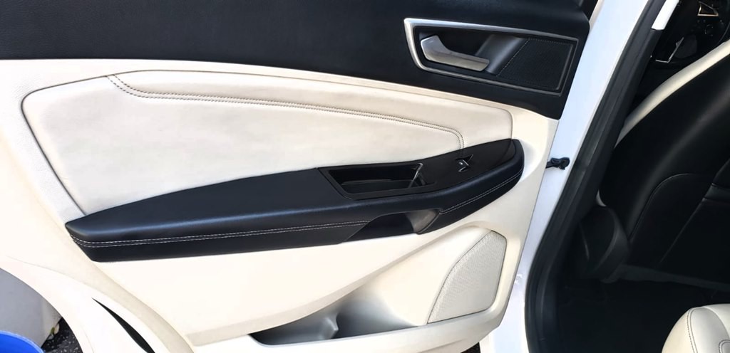 2015 Ford Edge Image 34
