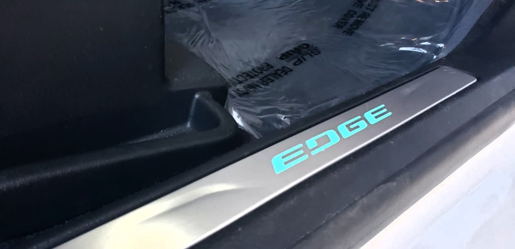 2015 Ford Edge Image 42