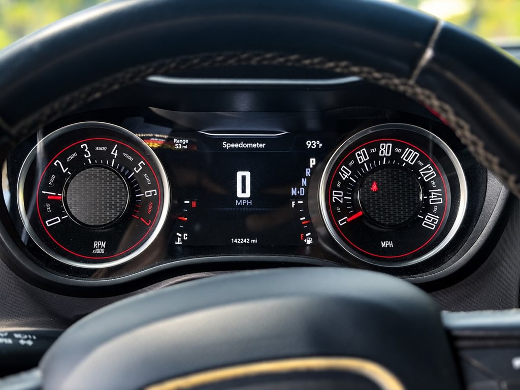 2021 Dodge Challenger Image 10